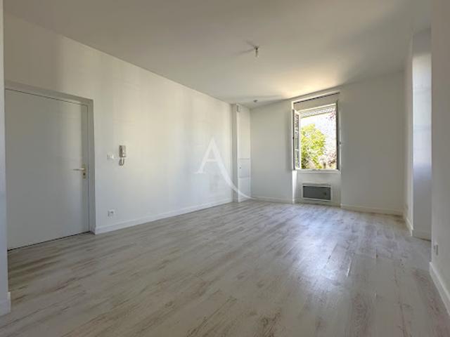 Vente Appartement 1 pièce 30 m2 Courdimanche