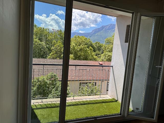 Vente Appartement 1 pièce 30 m2 Grenoble