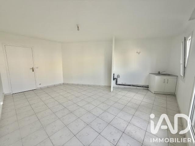 Vente Appartement 1 pièce 30 m2 Le Bourget