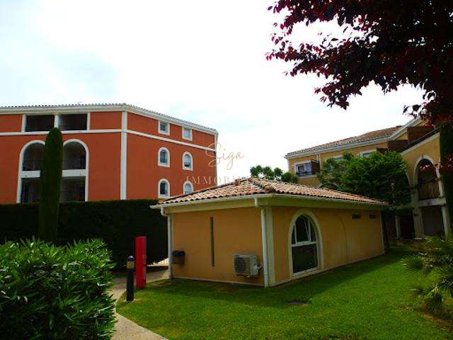 Vente Appartement 1 pièce 30 m2 Rousset