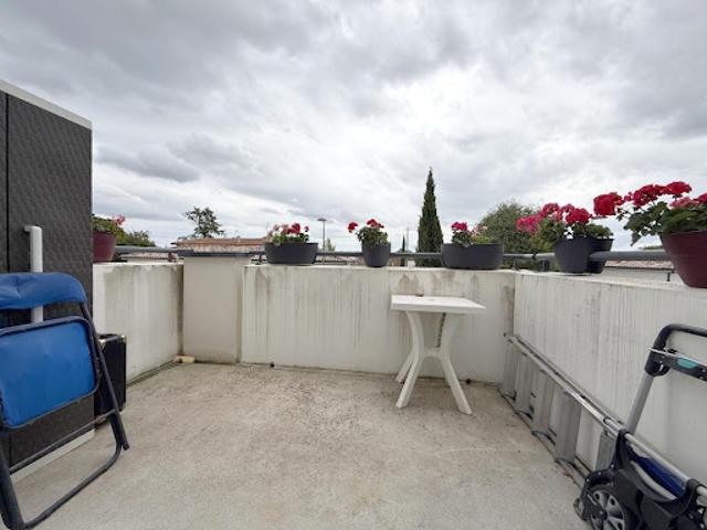 Vente Appartement 1 pièce 30 m2 Villeneuve Tolosane