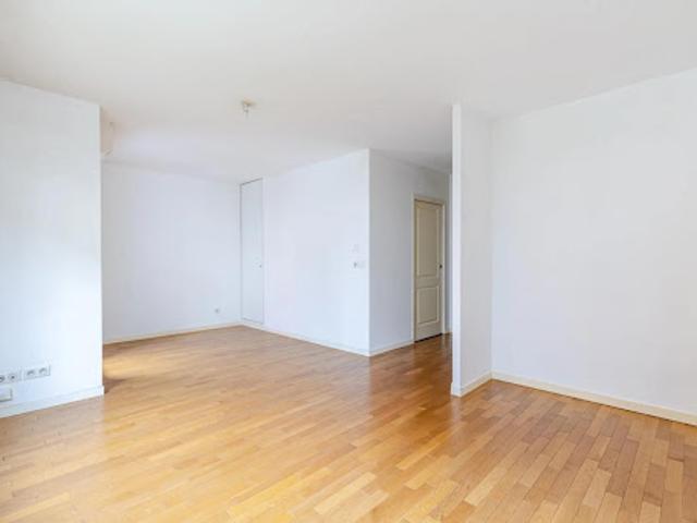 Vente Appartement 1 pièce 30.1 m2 Courbevoie