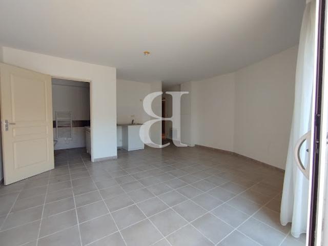 Vente Appartement 1 pièce 32 m2 Valreas