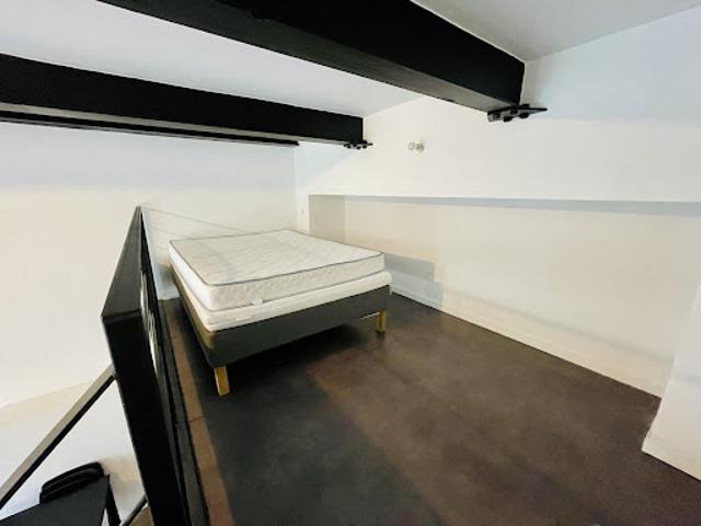 Vente Appartement 1 pièce 30.9 m2 Saint Etienne