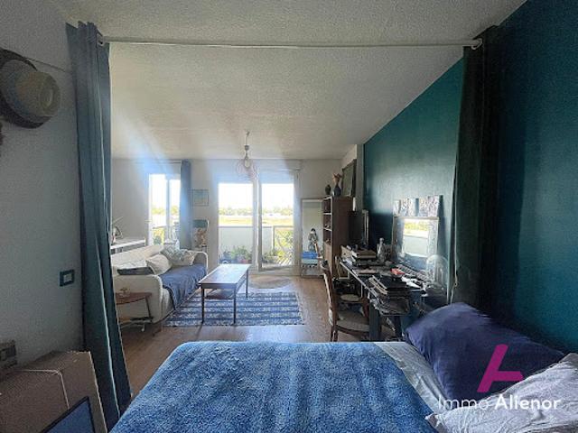 Vente Appartement 1 pièce 31 m2 Bordeaux