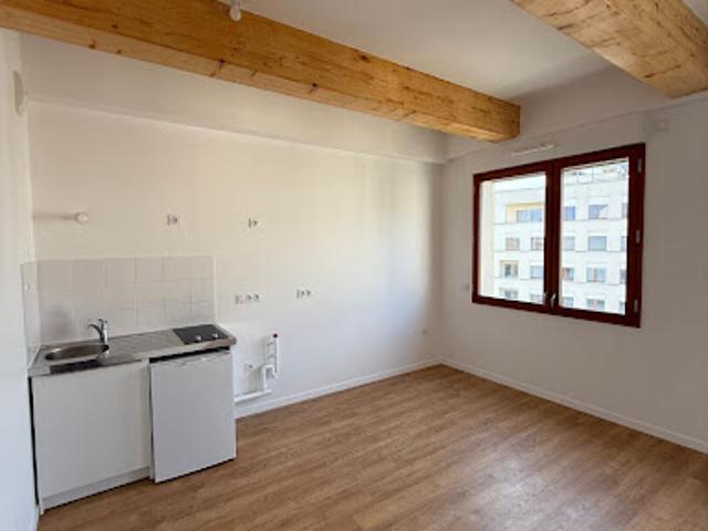 Vente Appartement 1 pièce 31 m2 Saint Ouen