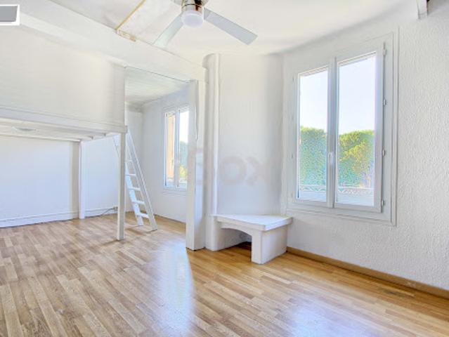Vente Appartement 1 pièce 31 m2 Toulon