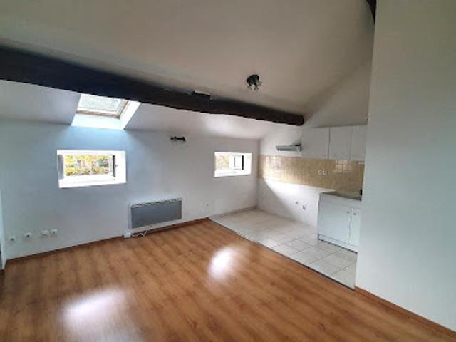 Vente Appartement 1 pièce 31.1 m2 Mandres les Roses
