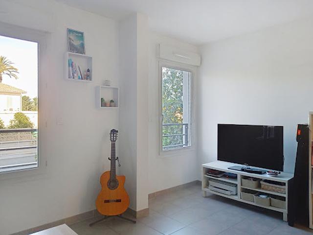 Vente Appartement 1 pièce 31.88 m2 Toulon
