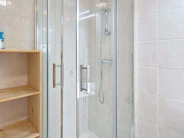 Vente Appartement 1 pièce 32.8 m2 Etrembières