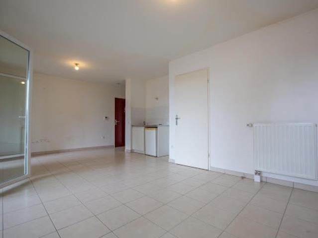 Vente Appartement 1 pièce 32 m2 Elancourt