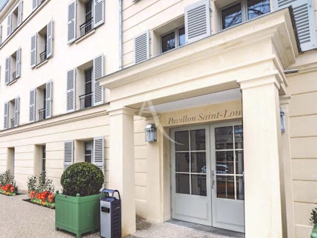 Vente Appartement 1 pièce 32.36 m2 Versailles