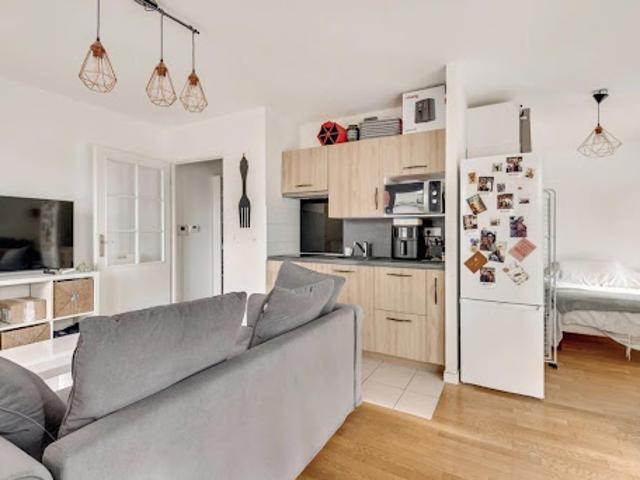 Vente Appartement 1 pièce 32.64 m2 Romainville
