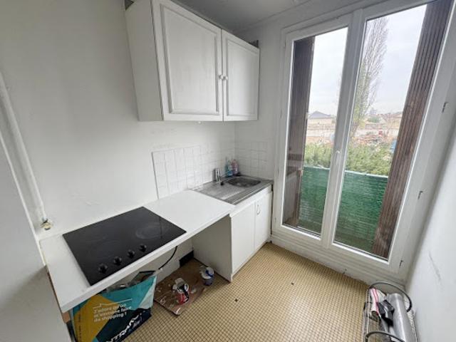 Vente Appartement 1 pièce 32.73 m2 Aulnay sous Bois