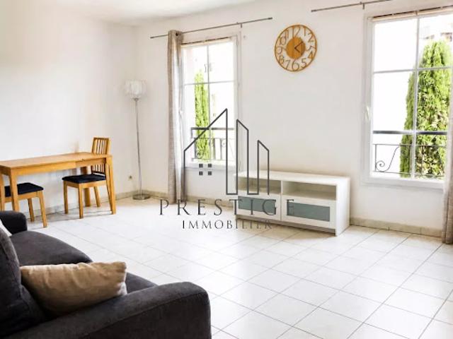 Vente Appartement 1 pièce 33 m2 Aubagne