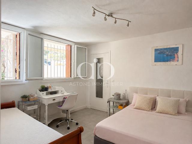 Vente Appartement 1 pièce 33 m2 Cassis