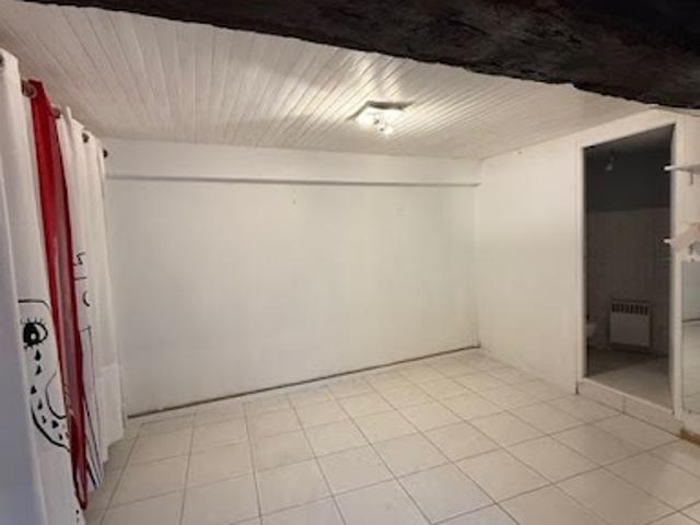 Vente Appartement 1 pièce 33 m2 Etampes