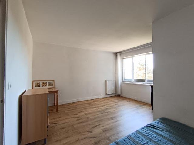 Vente Appartement 1 pièce 33 m2 Ivry sur Seine