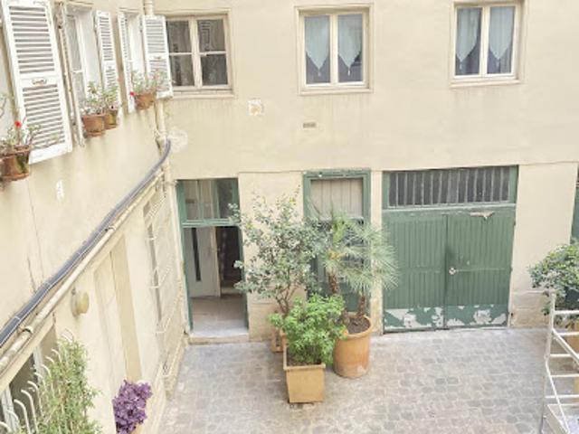 Vente Appartement 1 pièce 33 m2 Paris 1er