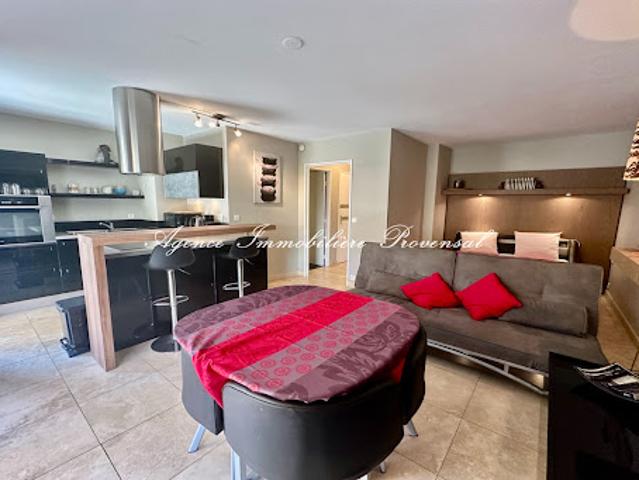 Vente Appartement 1 pièce 33 m2 Sainte Maxime