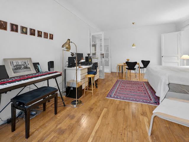 Vente Appartement 1 pièce 46.84 m2 Paris 17ème