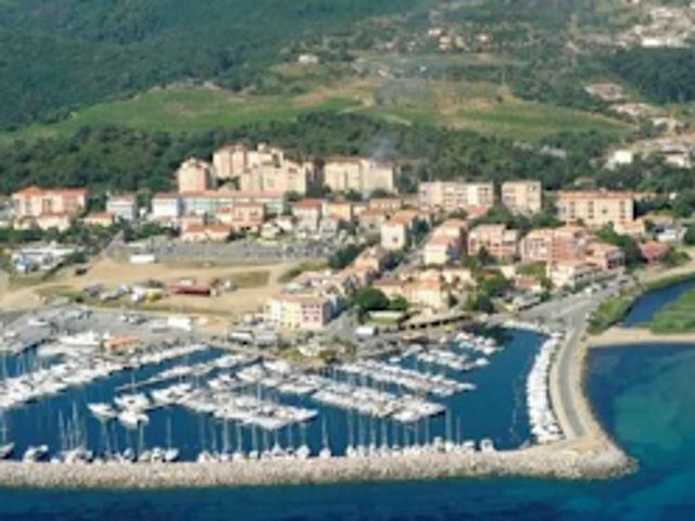 Vente Appartement 1 pièce 47.8 m2 Sari Solenzara