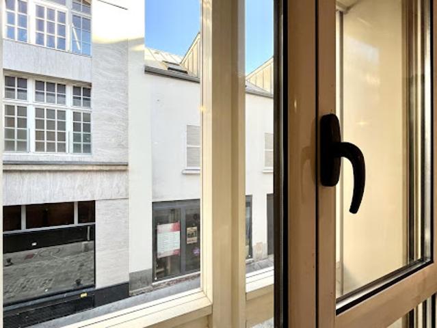 Vente Appartement 1 pièce 40.65 m2 Paris 11ème