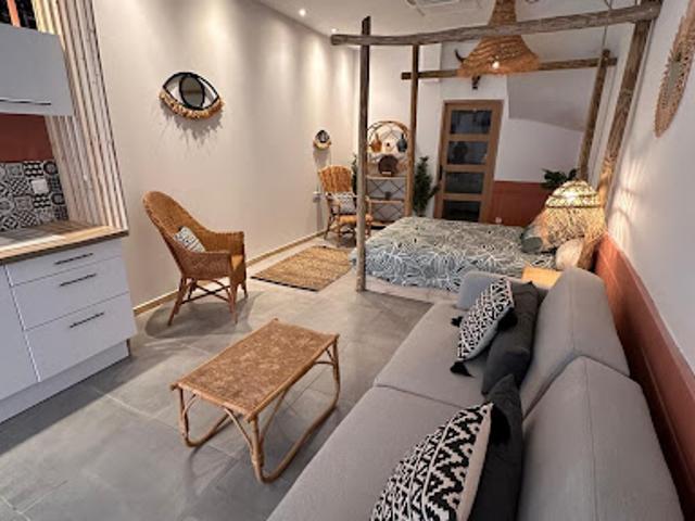 Vente Appartement 1 pièce 42 m2 Salernes