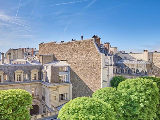 Vente Appartement 1 pièce 43.83 m2 Paris 16ème