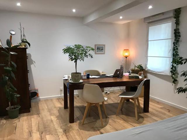 Vente Appartement 1 pièce 68 m2 Nyons