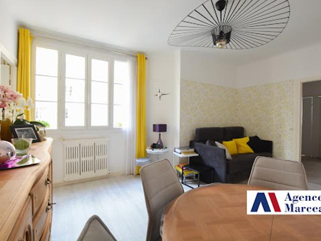 Vente Appartement 2 pièces 43.54 m2 Courbevoie