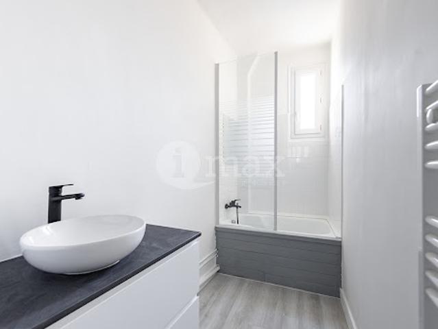 Vente Appartement 2 pièces 43 m2 Courbevoie