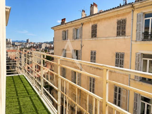 Vente Appartement 2 pièces 40.02 m2 Marseille 6ème