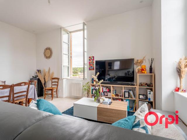 Vente Appartement 2 pièces 40 m2 Porte des Pierres Dorées