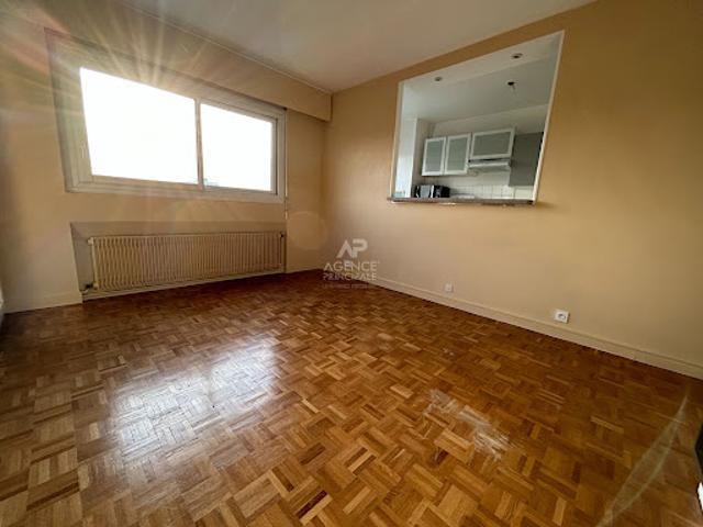 Vente Appartement 2 pièces 42 m2 Poissy