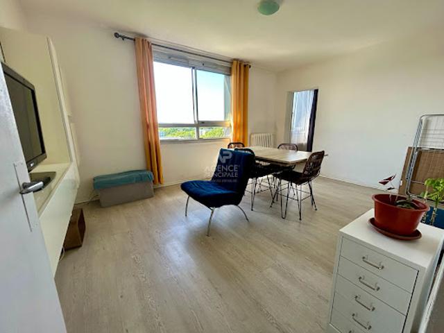 Vente Appartement 2 pièces 42 m2 Poissy