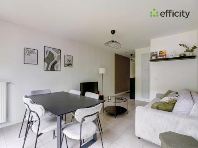 Vente Appartement 2 pièces 42 m2 Saint Priest