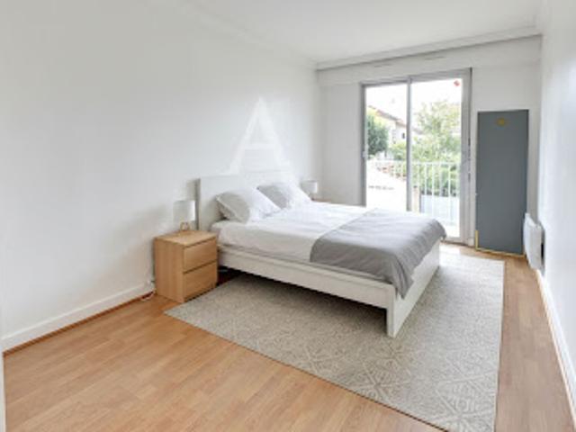 Vente Appartement 2 pièces 47.74 m2 Saint maur des fosses