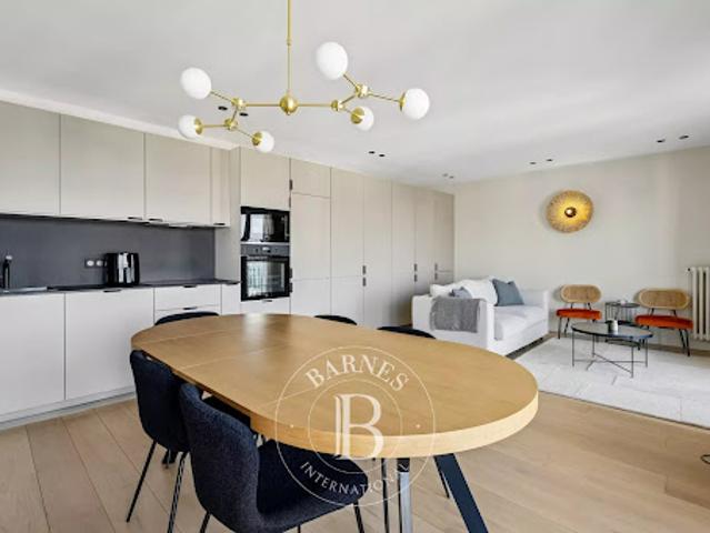 Vente Appartement 2 pièces 47.03 m2 Paris 16ème