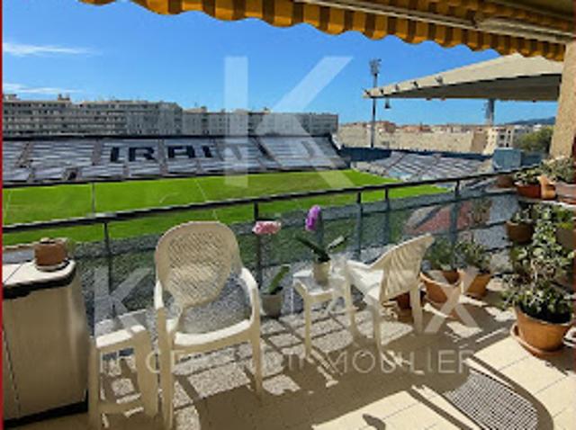 Vente Appartement 2 pièces 47 m2 Toulon