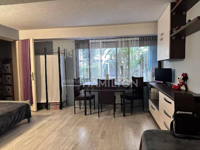 Vente Appartement 2 pièces 47 m2 Nice