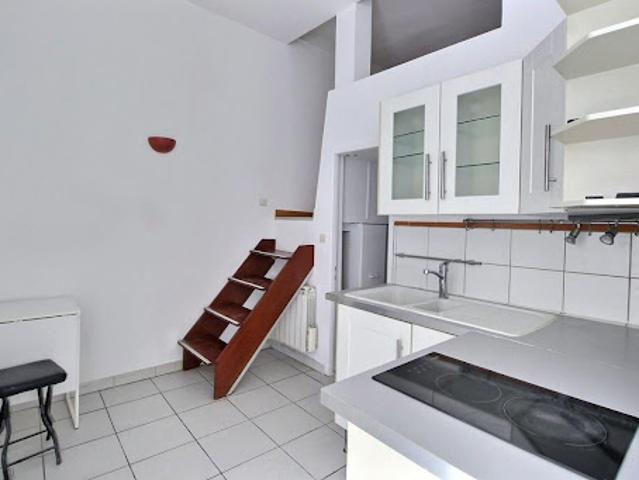 Vente Appartement 2 pièces 44.7 m2 Marseille 5ème