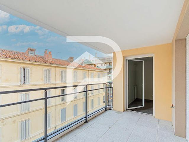 Vente Appartement 2 pièces 44.87 m2 Marseille 7ème