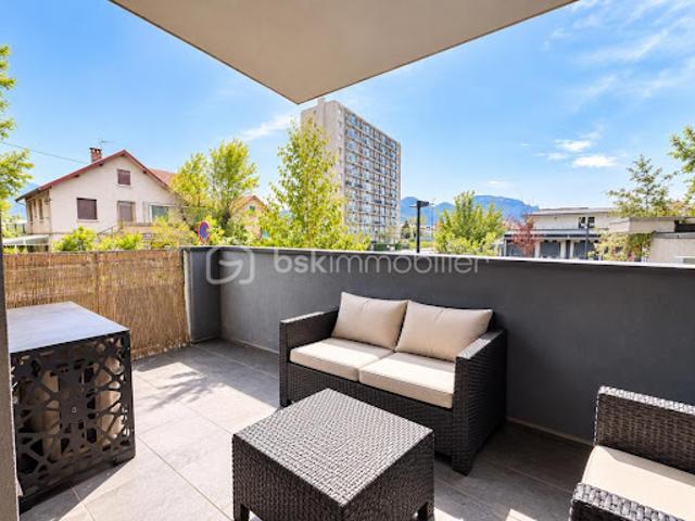 Vente Appartement 2 pièces 44.16 m2 Grenoble
