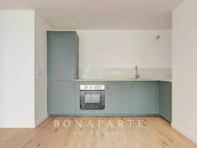 Vente Appartement 2 pièces 44 m2 Paris 18ème
