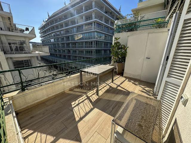 Vente Appartement 2 pièces 45.5 m2 Nice