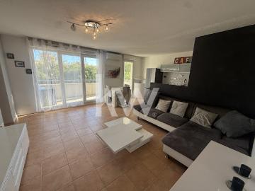 Vente Appartement 2 pièces 45.75 m2 Marseille 3ème