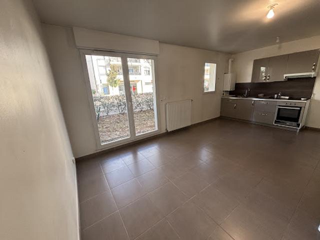 Vente Appartement 2 pièces 45.17 m2 Sainte genevieve des bois
