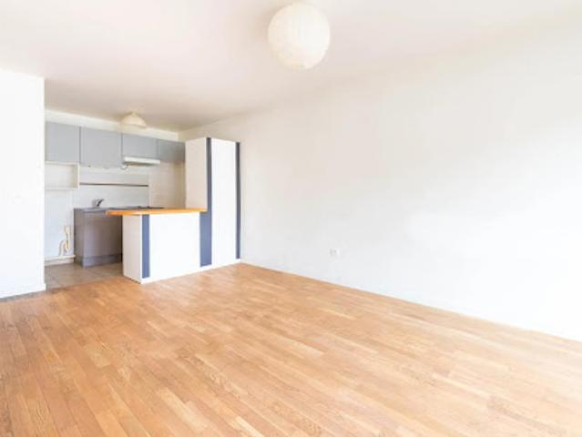 Vente Appartement 2 pièces 45.2 m2 Saint Cyr l'Ecole