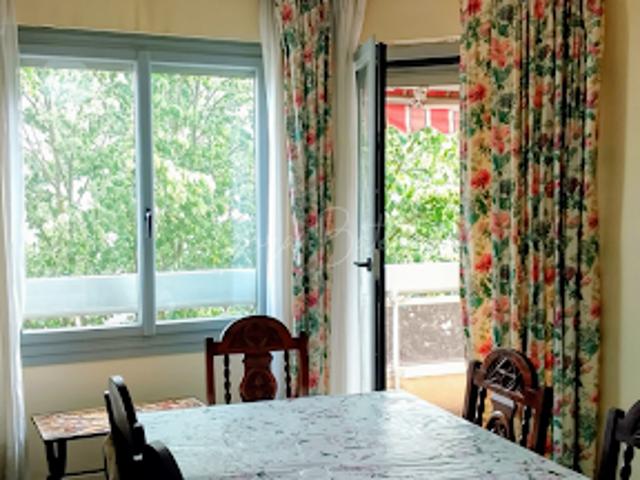 Vente Appartement 2 pièces 45 m2 Courbevoie
